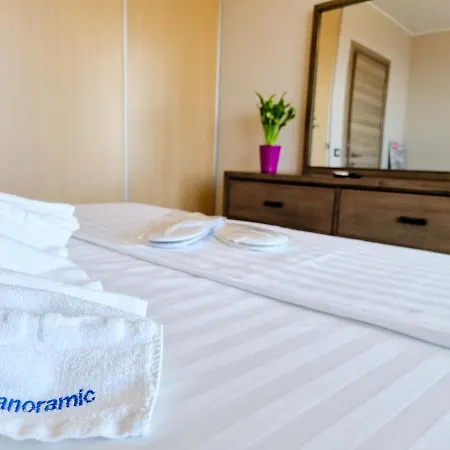 Panoramic Pool & Mamaia Nord Apartamento *