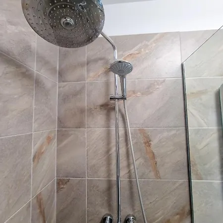 Apartamento Panoramic Pool & Mamaia Nord 3*