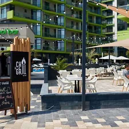 Panoramic Pool & Spa Mamaia Nord Apartment *