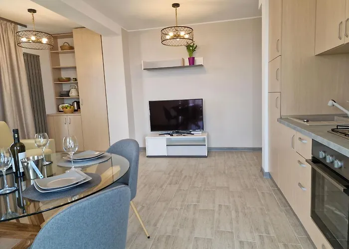 Panoramic Pool & Mamaia Nord Navodari