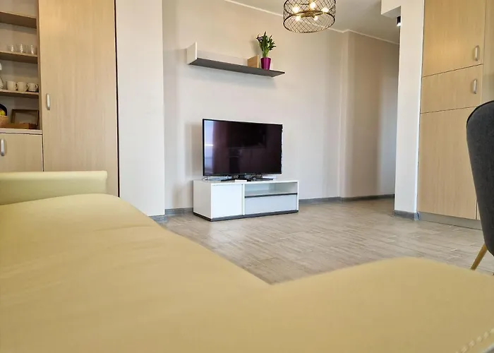 Panoramic Pool & Mamaia Nord 3*