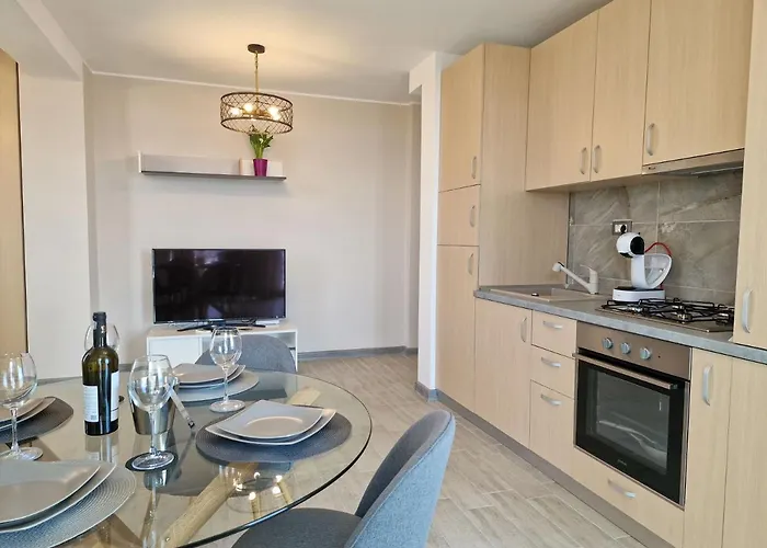 Panoramic Pool & Mamaia Nord 3*