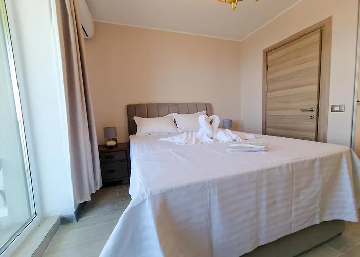 Panoramic Pool & Mamaia Nord Navodari