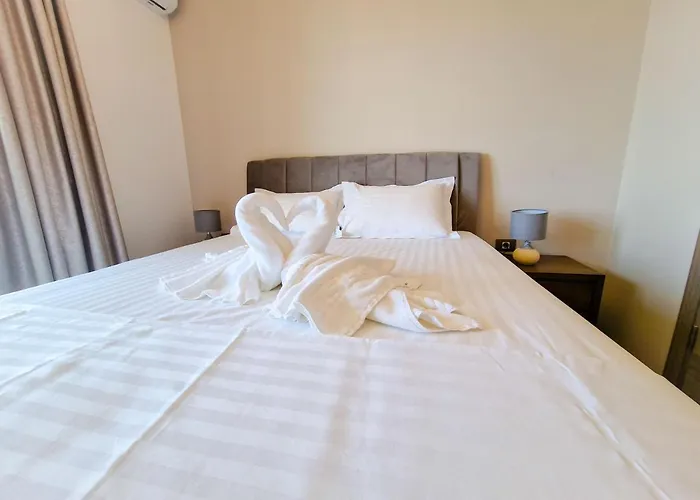 Panoramic Pool & Mamaia Nord 3*