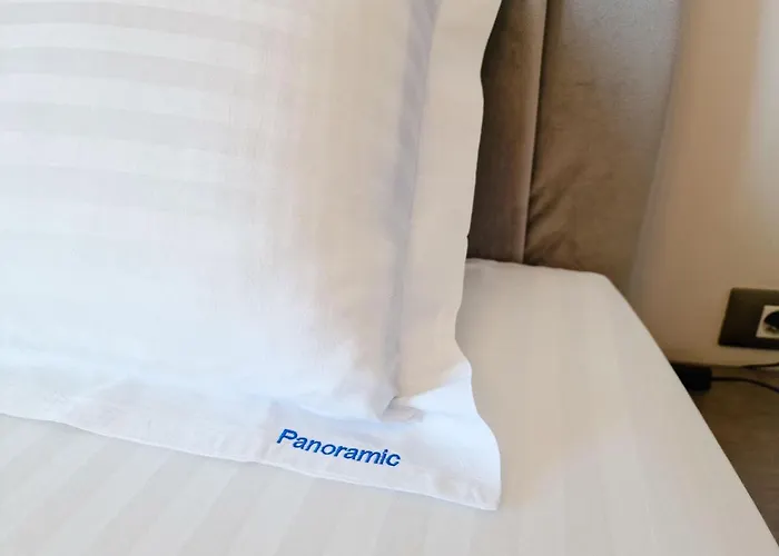 Apartment Panoramic Pool & Mamaia Nord