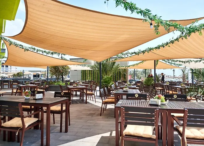 Panoramic Pool & Mamaia Nord Navodari